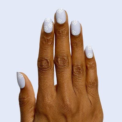 This is Beauty - Olive & June Fake Nails S Round Floral Doodle 32ct - New