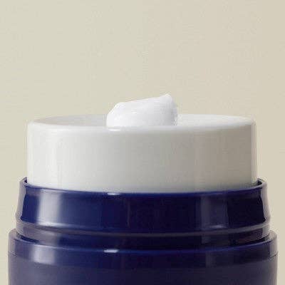 This is Beauty - Curology Cream Face Moisturizer 1.7 fl oz - Imperfect Box