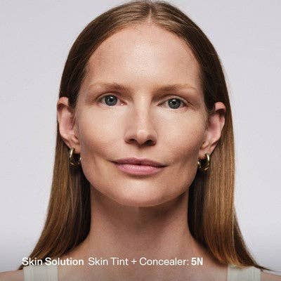 This is Beauty - Versed Skin Solution Multi-Serum Skin Tint Foundation SPF 40 5N 1 fl oz - Imperfect Container