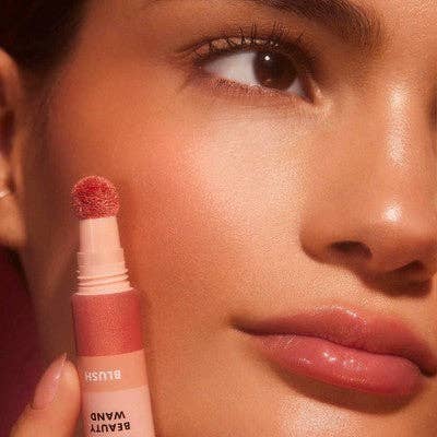 This is Beauty - E.l.f. Halo Glow Blush Beauty Wand Candlelit 0.33 fl oz - New
